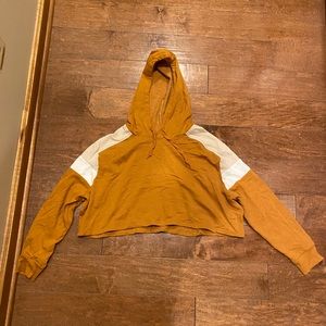 Aeropostale Crop Hoodie Medium (can fit small)